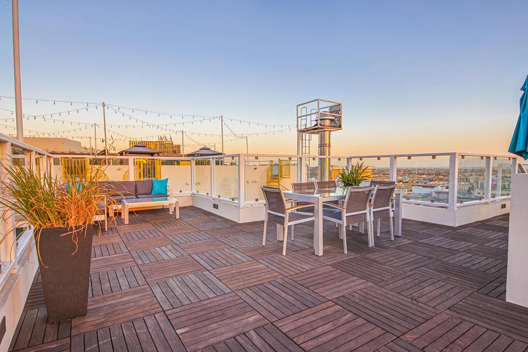 Stunning 1 Bdr 1 Bth, Pool, Jacuzzi Lejlighed Los Angeles Eksteriør billede