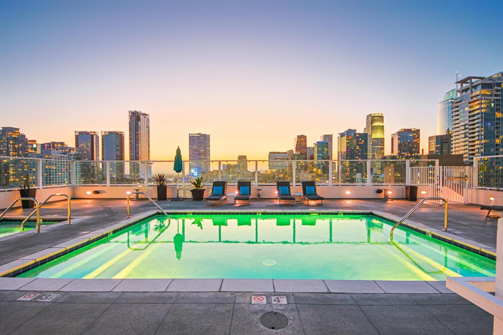 Stunning 1 Bdr 1 Bth, Pool, Jacuzzi Lejlighed Los Angeles Eksteriør billede